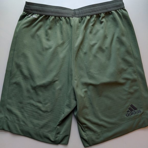 Adidas Climachill Shorts in Green - Picture 1 of 6